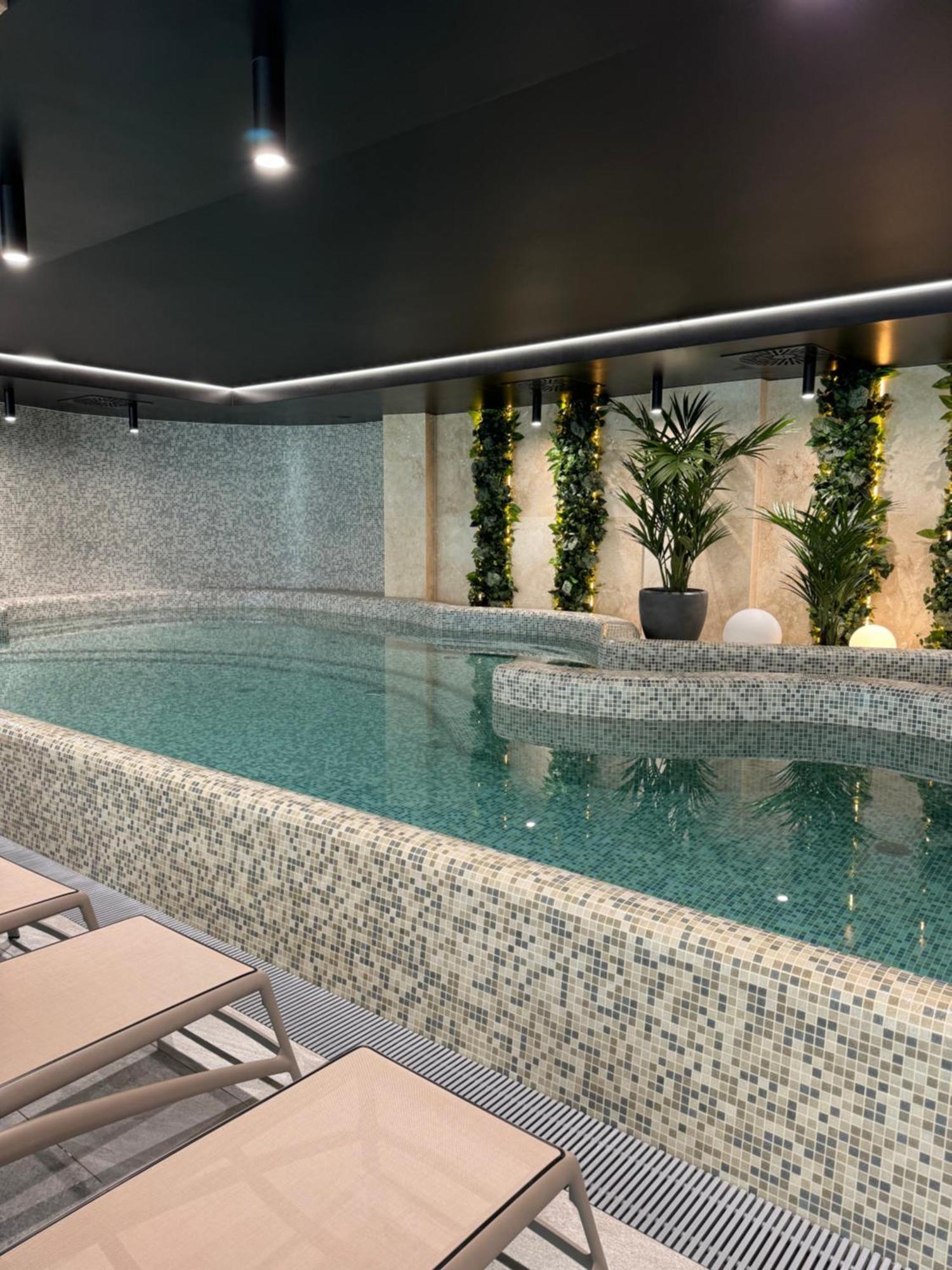 Apartment Baltic Waves Luksusowy Apartamnet Z Basenem I Parkingiem